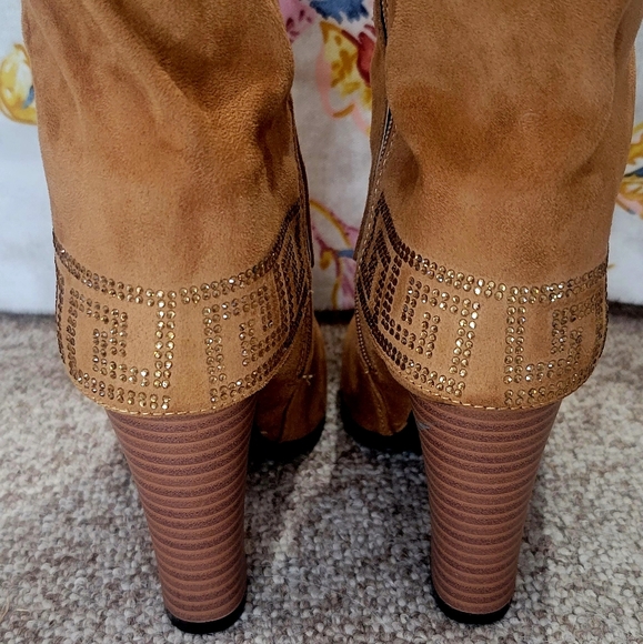Italina Camel Zip Embellished Boot, Size 6.5 - Picture 8 of 12